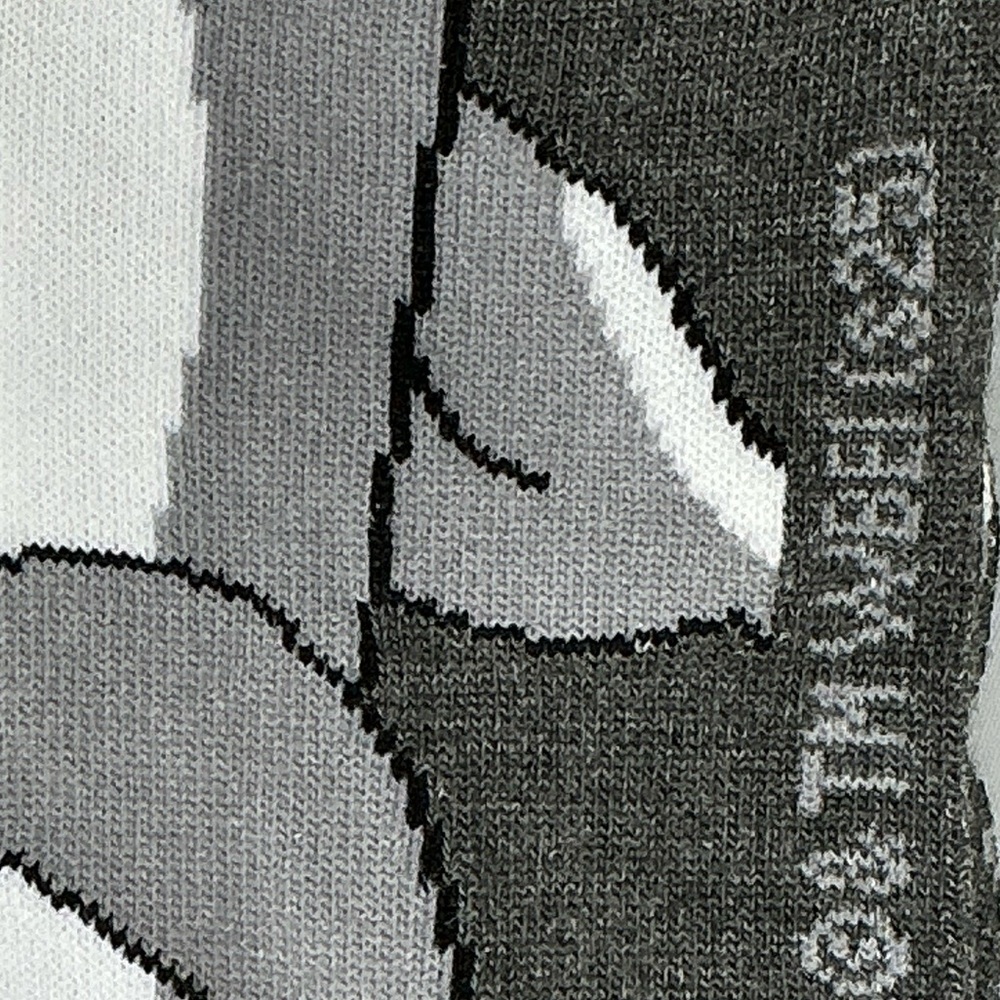 Bugs Bunny Crew Socks Novelty Looney Tunes Gray Unisex Mens One Size 9-13 - Picture 5 of 16